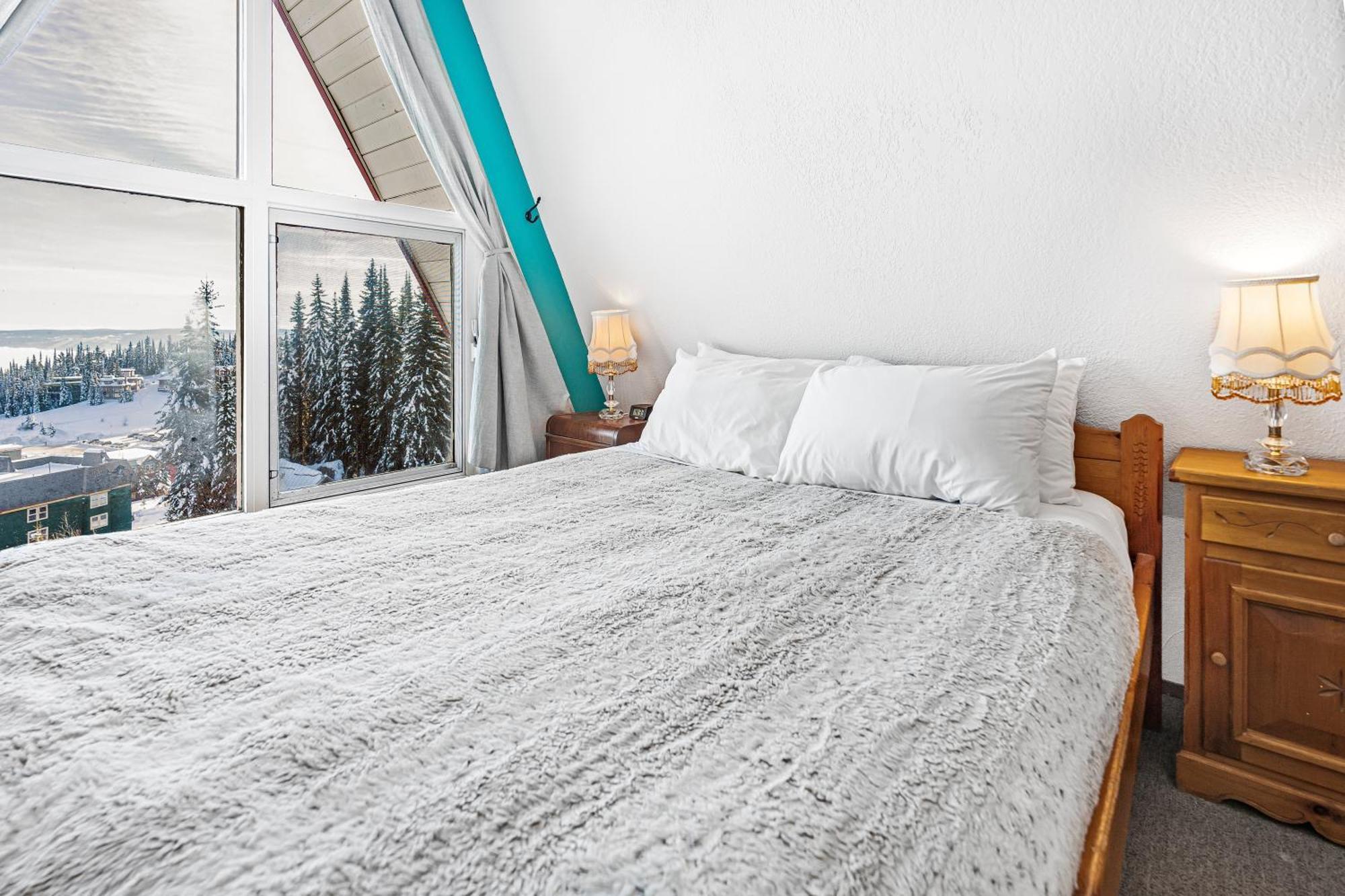 The Pinnacles Suites & Townhomes Silver Star Bagian luar foto