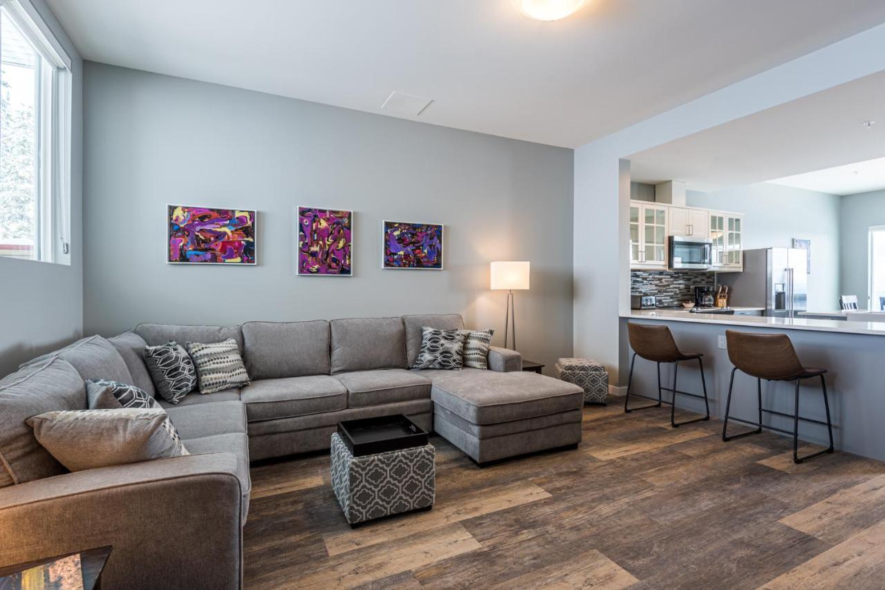 The Pinnacles Suites & Townhomes Silver Star Bagian luar foto